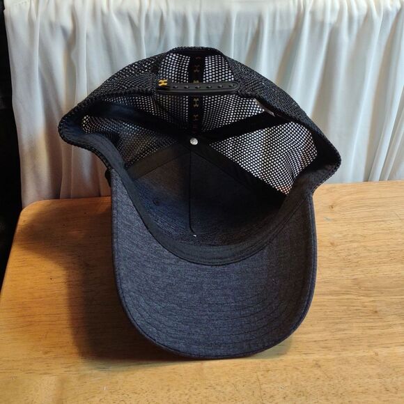 Under Armour Pittsburgh Pirates Trucker Snapback Hat - NWOT - Picture 6 of 8